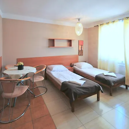 Pokoje Goscinne U Bozeny Homestay *
